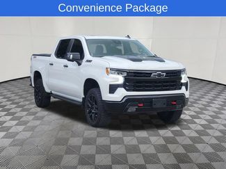 Used 2024 Chevrolet Silverado 1500 LT Trail Boss w/ LT Trail Boss Premium Package AWD/4WD video 3