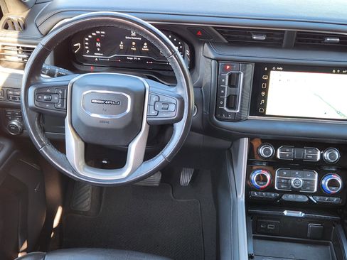 Certified 2022 GMC Yukon Denali image 29