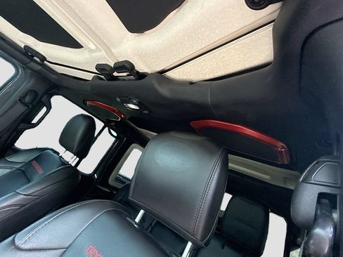 Used 2018 Jeep Wrangler Unlimited Rubicon AWD/4WD image 20