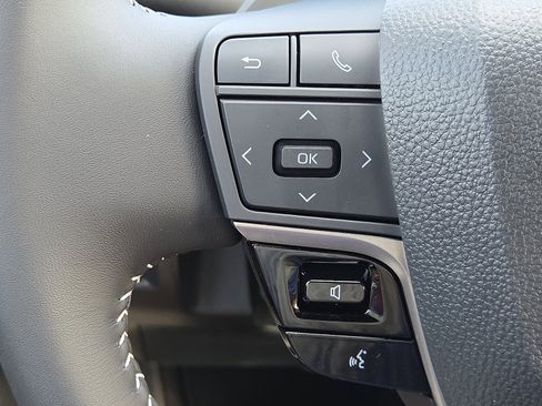 New 2026 Toyota Camry SE image 12