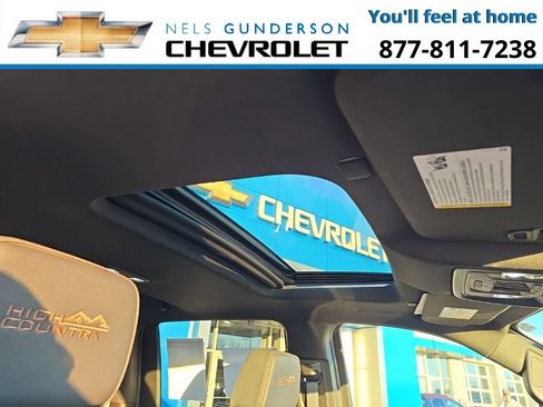 Used 2024 Chevrolet Silverado 3500 High Country w/ High Country Premium Package image 14