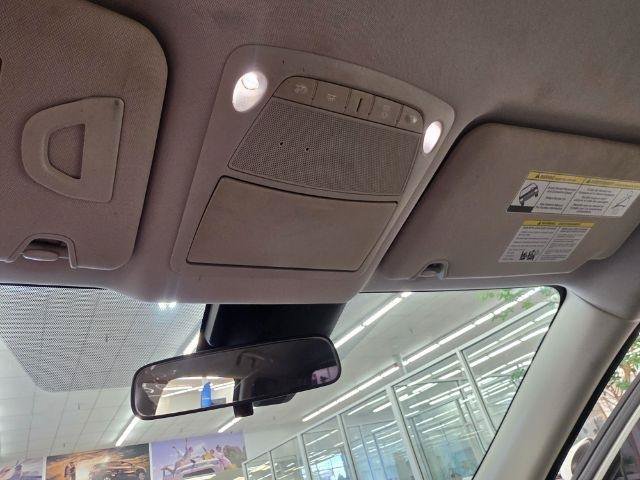 Used 2020 Nissan Rogue S FWD image 26