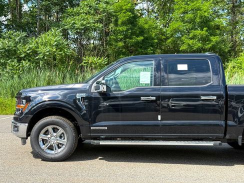 New 2025 Ford F150 XLT w/ Equipment Group 302A MID image 41