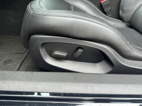 Used 2015 Chevrolet Corvette Stingray Coupe image 17