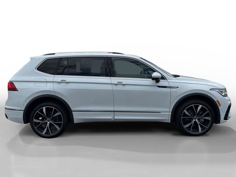 Certified 2023 Volkswagen Tiguan SEL R-Line AWD/4WD image 6