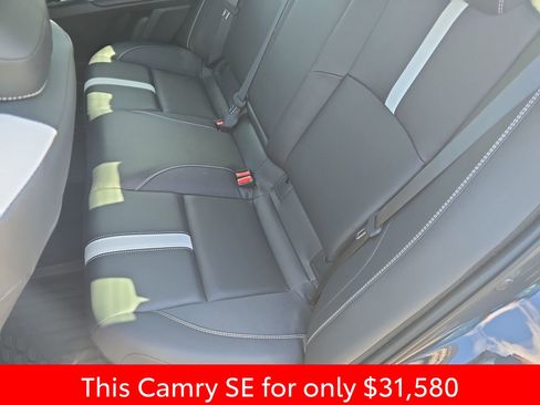 Used 2025 Toyota Camry SE w/ Convenience Package FWD image 19
