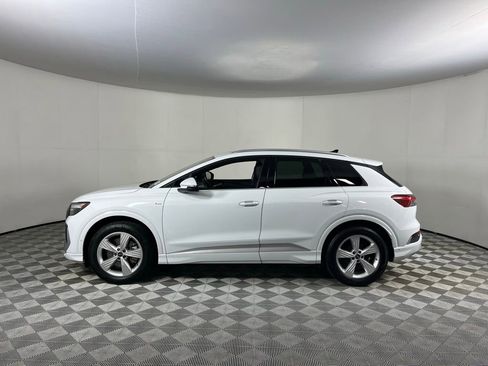 Used 2024 Audi Q4 e-tron Premium Plus w/ Premium Plus image 8