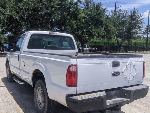 Used 2015 Ford F250 XL w/ Power Equipment Group RWD image 7