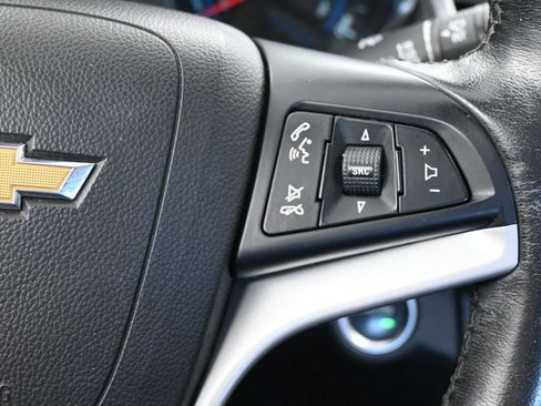 Used 2013 Chevrolet Cruze LTZ FWD image 40