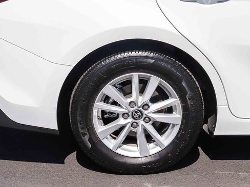 Certified 2025 Toyota Camry LE FWD image 9