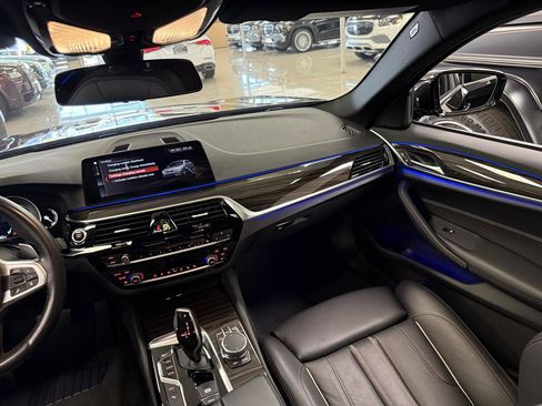 Used 2019 BMW 530e RWD image 13