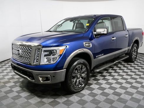 Used 2017 Nissan Titan Platinum Reserve image 24