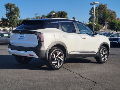 New 2026 Nissan Kicks SV w/ Interior Electronics Package FWD image 2