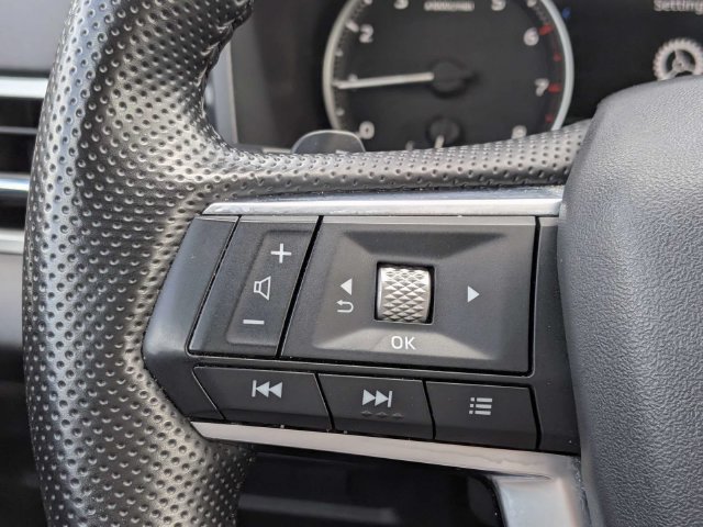Used 2024 Mitsubishi Outlander SE AWD/4WD image 26