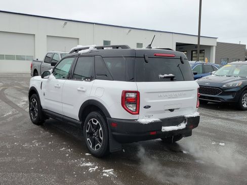 Certified 2023 Ford Bronco Sport Outer Banks w/ Tech Package image 3