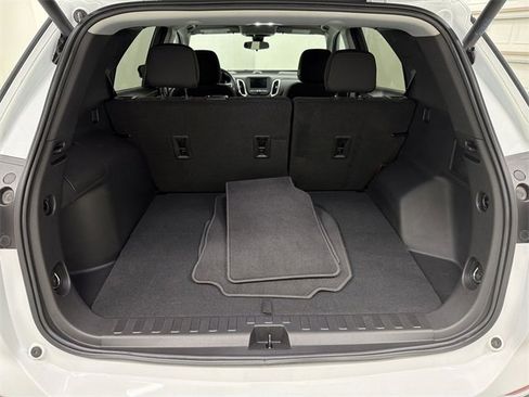 Certified 2022 Chevrolet Equinox LT image 25