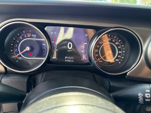 Used 2021 Jeep Wrangler Unlimited Sport AWD/4WD image 15