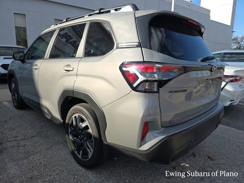 Used 2025 Subaru Forester Limited image 3