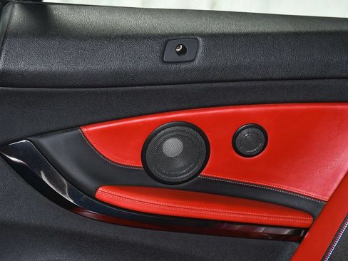 Used 2019 BMW M4 Convertible w/ Competition Package RWD image 55