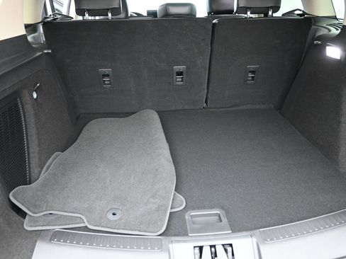 New 2026 Lincoln Corsair Premiere image 25