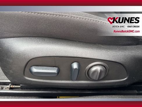 Used 2024 Chevrolet Malibu LT image 11