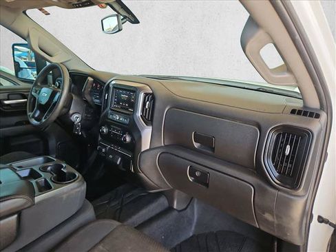 Used 2020 Chevrolet Silverado 1500 Custom w/ Custom Max Trailering Package AWD/4WD image 20