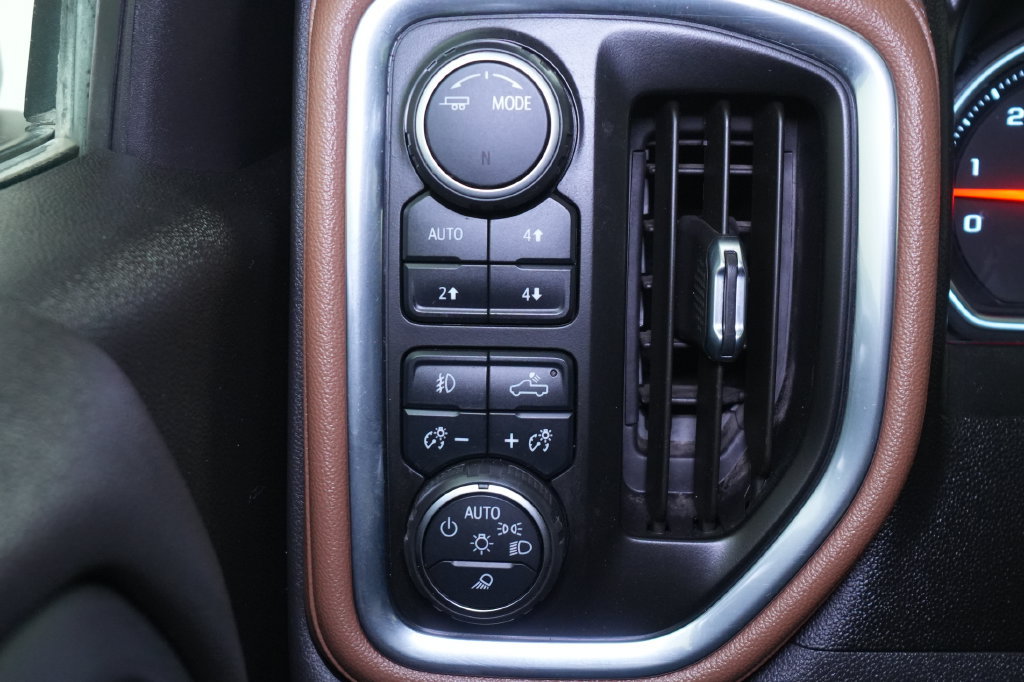 Used 2021 Chevrolet Silverado 1500 High Country w/ LPO, Dark Essentials Package AWD/4WD image 52