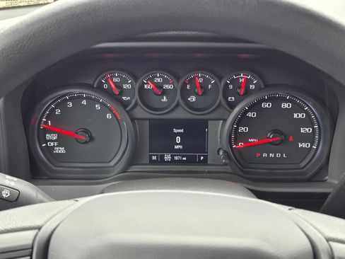 Used 2025 GMC Sierra 1500 Pro w/ Pro Value Package AWD/4WD image 18