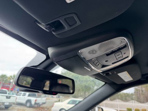 Used 2015 Jeep Grand Cherokee Limited image 23