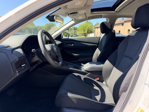 Used 2024 Honda Accord EX image 13