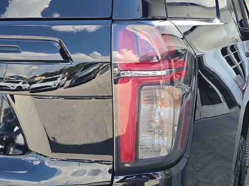 Certified 2023 Chevrolet Tahoe Z71 w/ Luxury Package AWD/4WD image 8