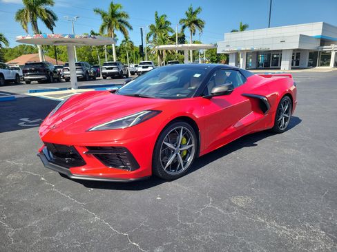 Used 2023 Chevrolet Corvette Stingray Premium Conv w/ Z51 Performance Package RWD image 3