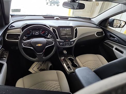 Used 2019 Chevrolet Equinox LS w/ LS Convenience Package image 8