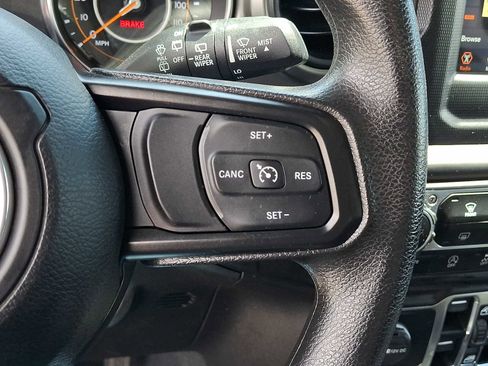 Used 2022 Jeep Wrangler Unlimited Sport AWD/4WD image 19