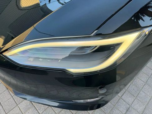 Used 2018 Tesla Model S 75D image 36