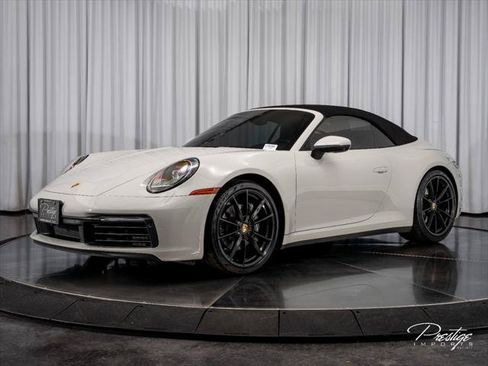 Used 2021 Porsche 911 Carrera 4 AWD/4WD image 6