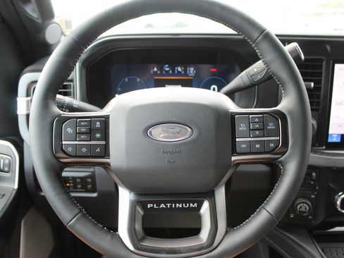 New 2026 Ford F250 Platinum w/ Tremor Off-Road Package AWD/4WD image 23