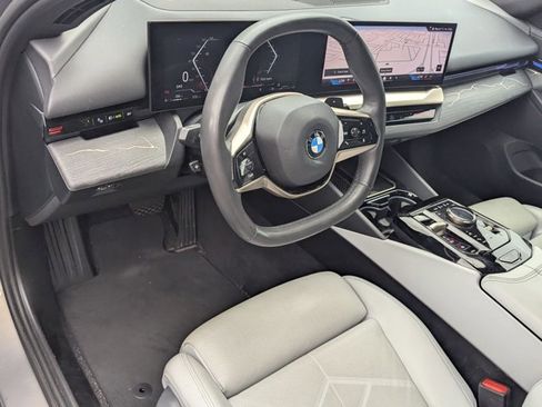 Certified 2024 BMW 530i xDrive w/ Premium Package AWD/4WD image 3