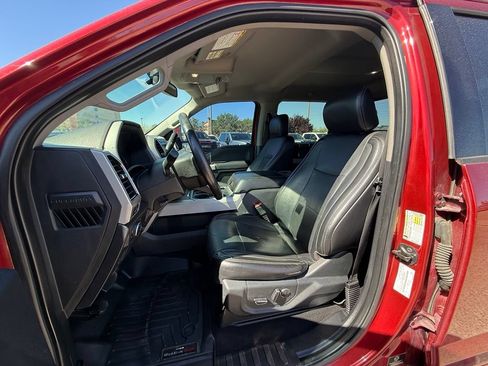 Used 2019 Ford F350 Lariat w/ Lariat Value Package AWD/4WD image 10