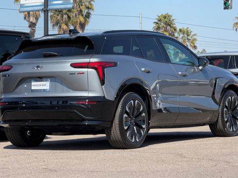 New 2025 Chevrolet Blazer EV RS image 4