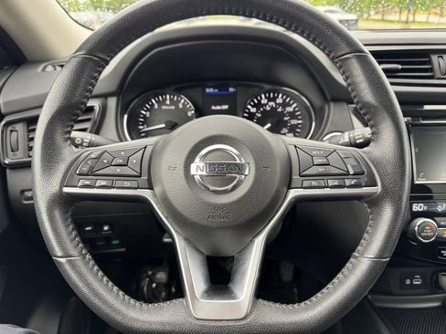 Used 2020 Nissan Rogue SV AWD/4WD image 27