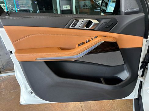 Used 2026 BMW X5 sDrive40i RWD image 19