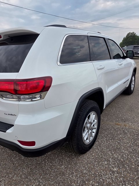 Used 2020 Jeep Grand Cherokee Laredo w/ Security & Convenience Group AWD/4WD image 7