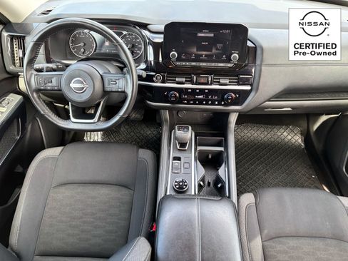 Certified 2024 Nissan Pathfinder SV image 15