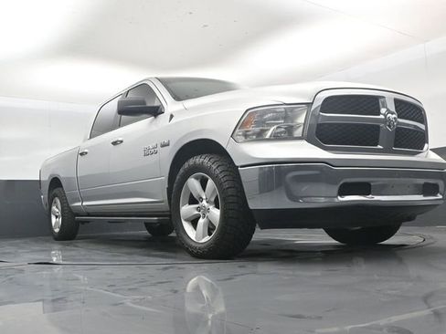 Used 2017 RAM 1500 Classic SLT image 44
