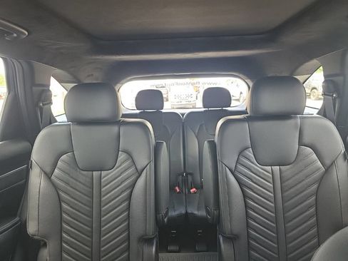 Used 2024 Kia Sorento SX AWD/4WD image 29