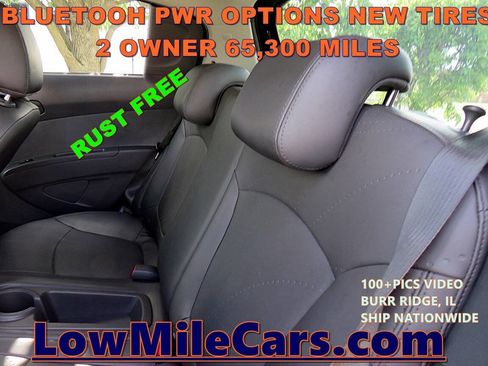 Used 2014 Chevrolet Spark LT image 29