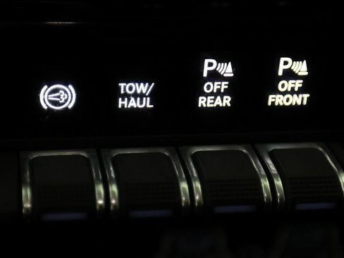 Used 2024 RAM 2500 Rebel w/ Towing Technology Group AWD/4WD image 27