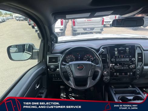 Used 2021 Nissan Titan PRO-4X w/ Pro-4x Convenience Package AWD/4WD image 13