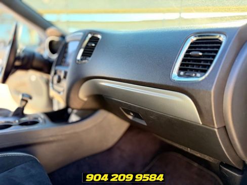 Used 2018 Dodge Durango SRT w/ Trailer Tow Group IV AWD/4WD image 54